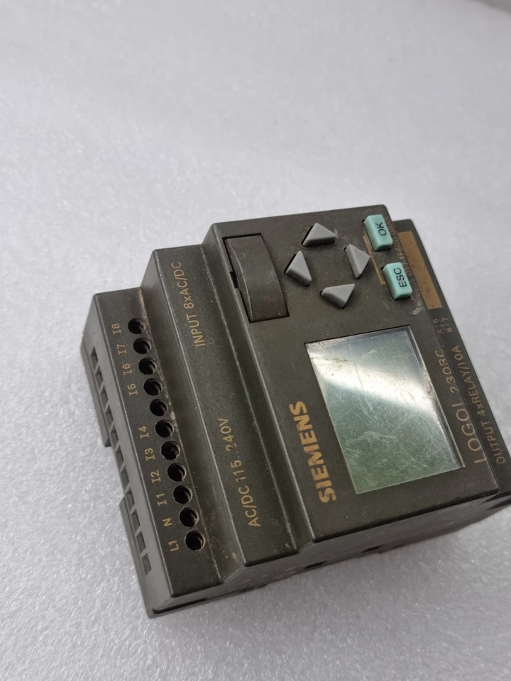 USED SIEMENS 6ED1052-1FB00-0BA5 LOGO! 230RC LOGIC MODULE 6ED10521FB000BA5